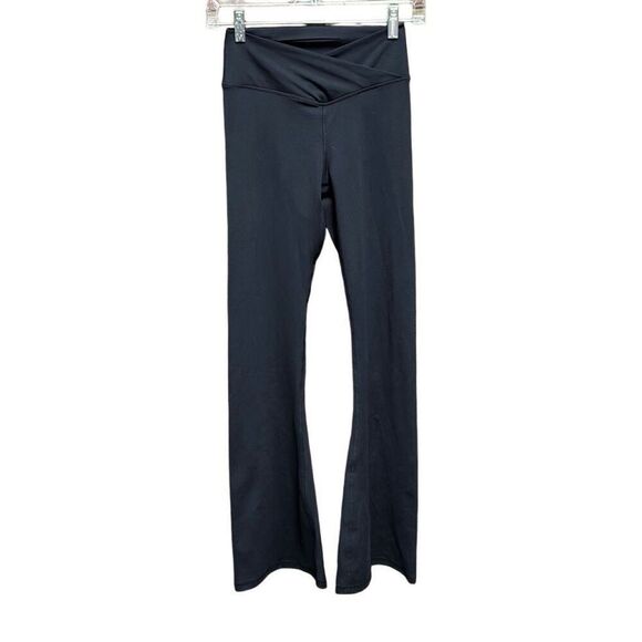 Mono B Women’s Black Flare Leggings Size Medium NEW - Picture 1 of 5